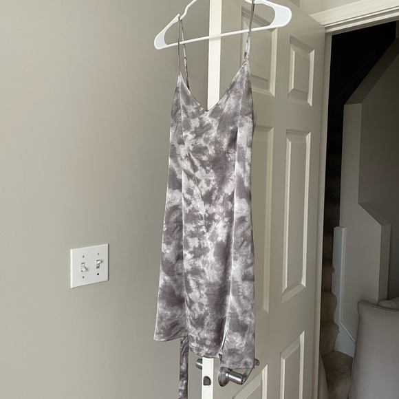 Abercrombie 90s Satin Slip Dress - Picture 4 of 6